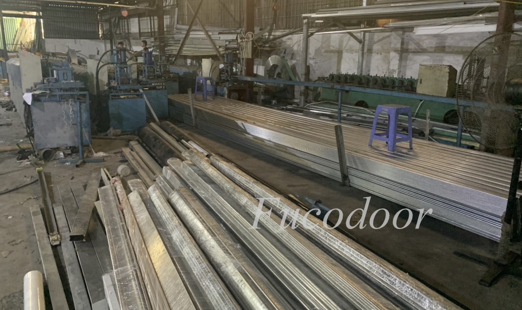 ទ្វាររំកិលវែង Super 1.2mm, ទ្វាររមូរដែកអ៊ីណុកទំនើប 1.2mm ក្រាស់