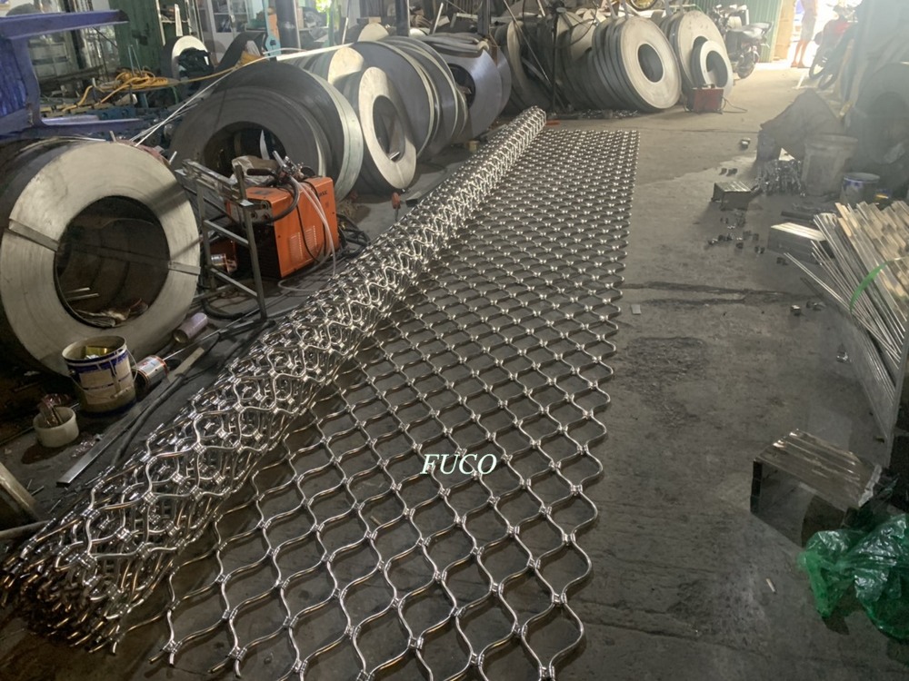 Cửa cuốn Mắt lưới inox Fuco, Cửa cuốn Mắt lưới inox Fucodoor, Cửa cuốn Mắt lưới Fucodoor