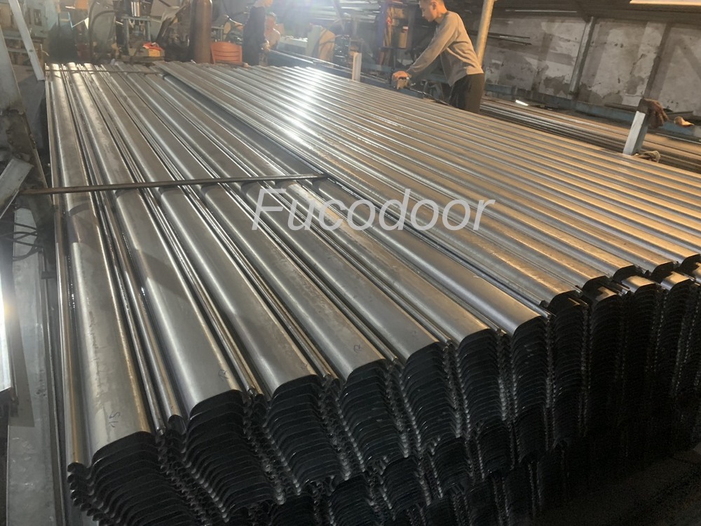 Cửa cuốn siêu trường ST100 tại Thái Bình