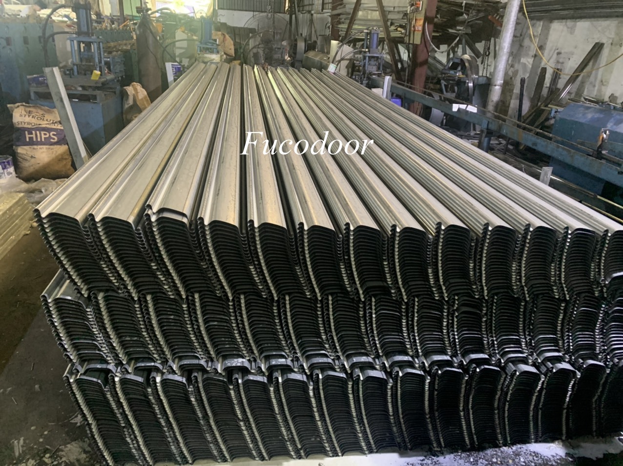 Cửa cuốn nhà xưởng tại tại Quảng ninh, cửa cuốn siêu trường tại Thái Bình