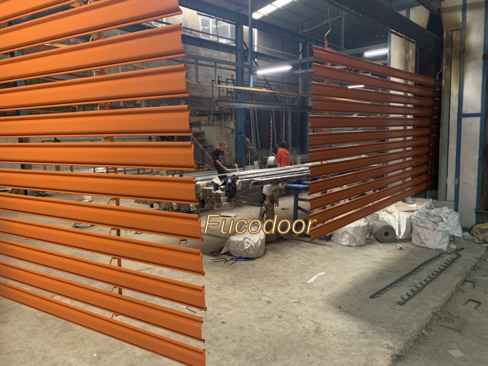 Cửa cuốn siêu trường ST100 tại Quảng Ninh