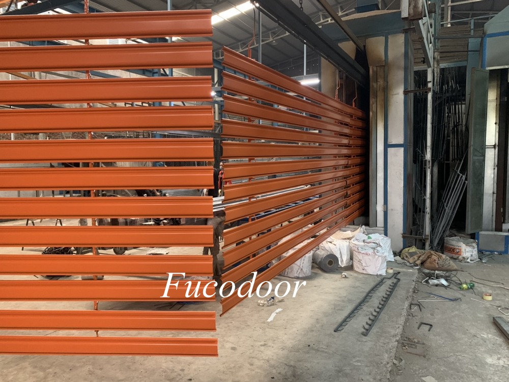 Cửa cuốn siêu trường inox, cửa cuốn siêu trường