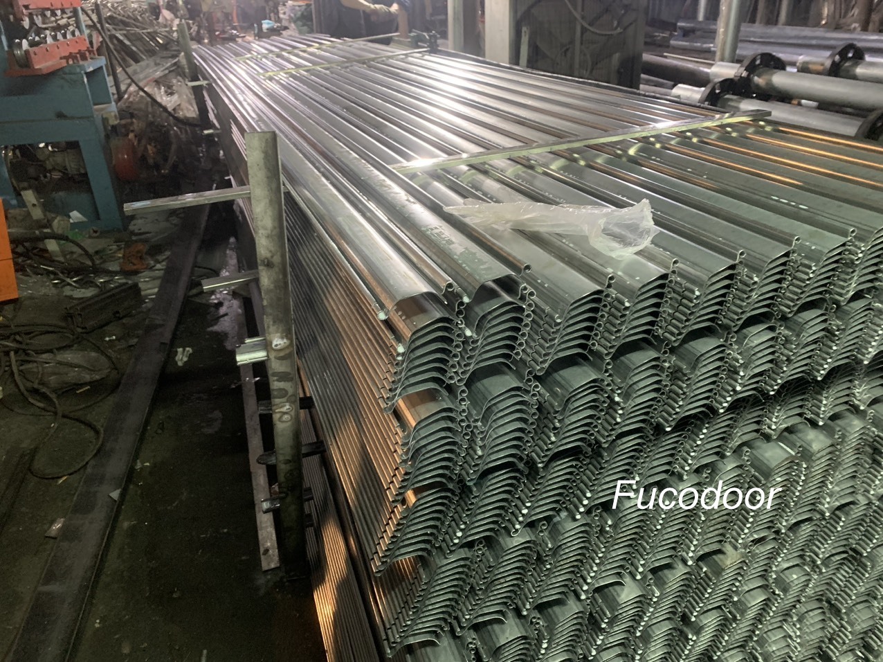 Cửa cuốn nhà xưởng, cửa cuốn siêu trường, Cửa cuốn Nhà Xưởng
