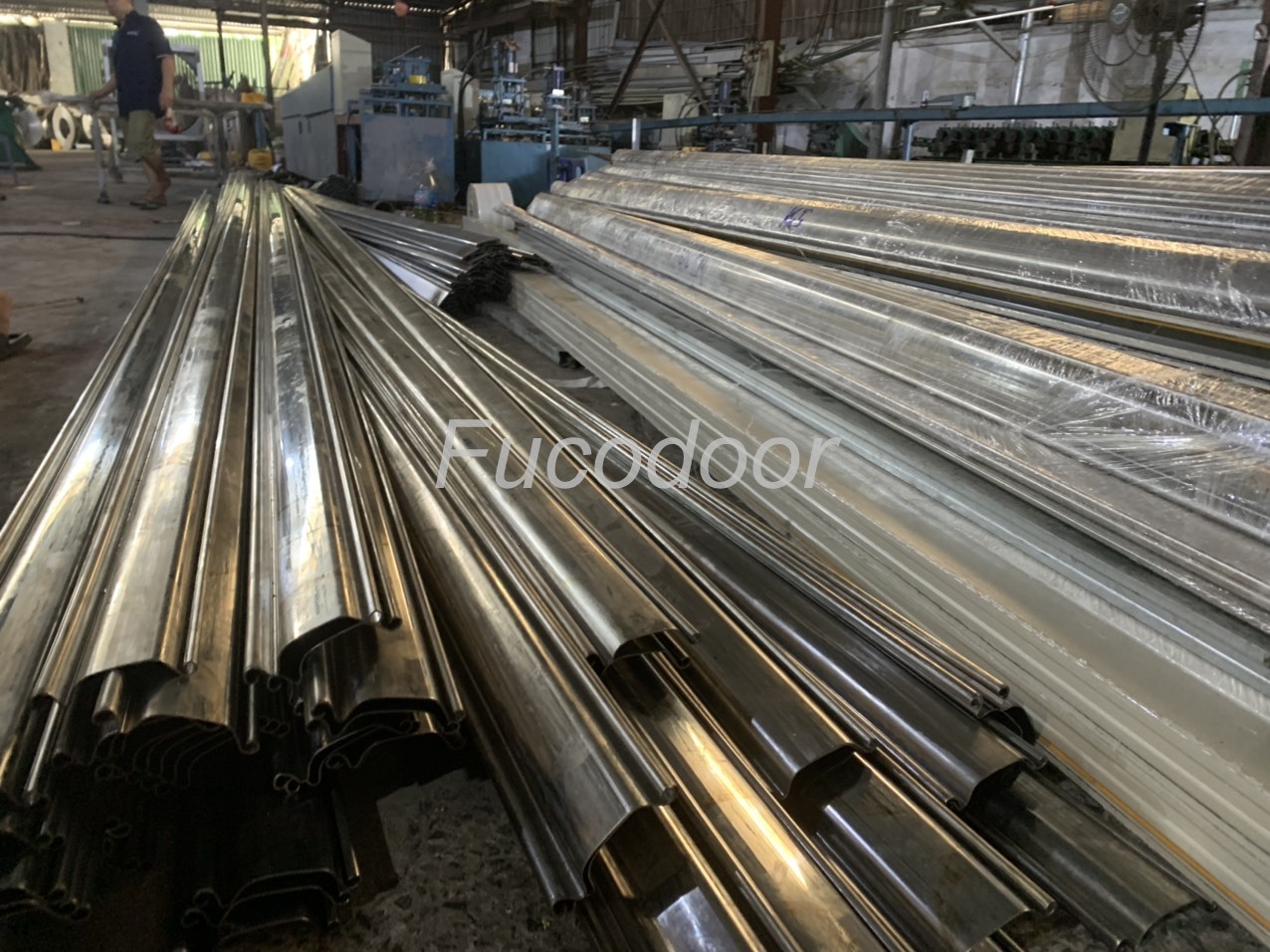 Cửa cuốn siêu trường nhà xưởng, Cửa cuốn nhà công nghiệp