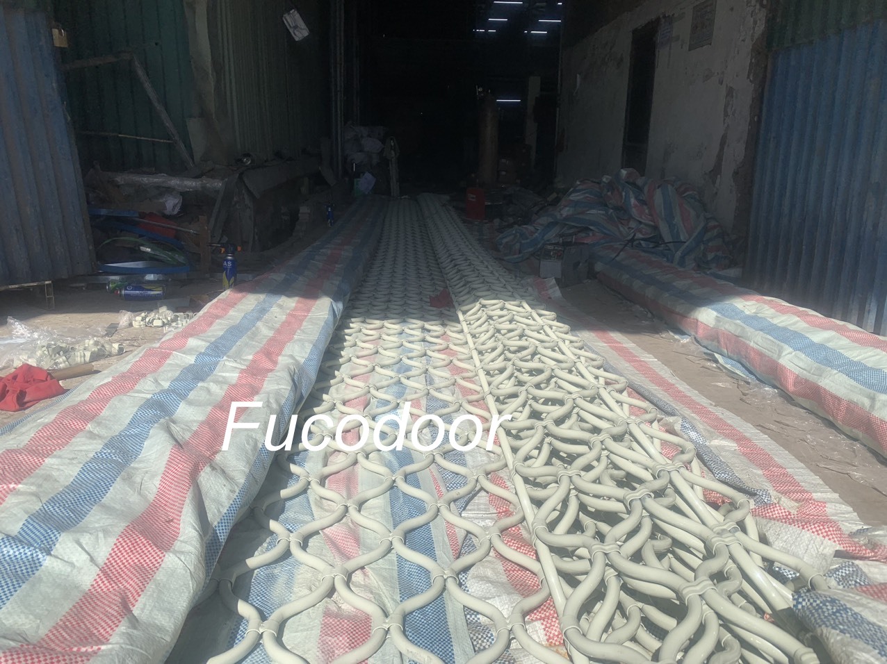 Cửa cuốn Mắt lưới inox Fuco, Cửa cuốn Mắt lưới inox Fucodoor, Cửa cuốn Mắt lưới Fucodoor