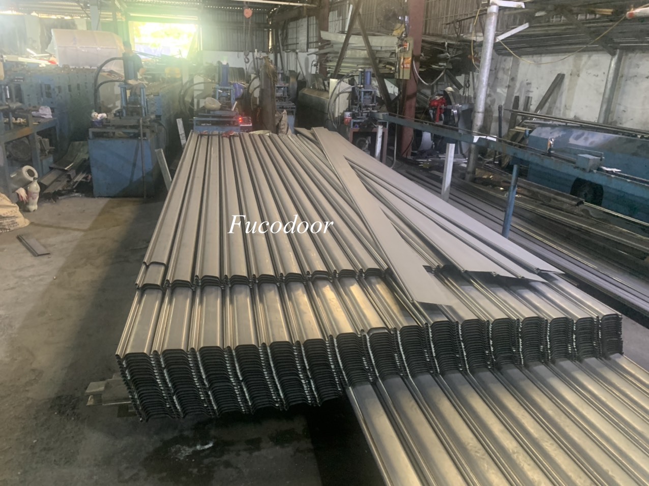 Cửa cuốn nhà xưởng, cửa cuốn siêu trường, Cửa cuốn Nhà Xưởng