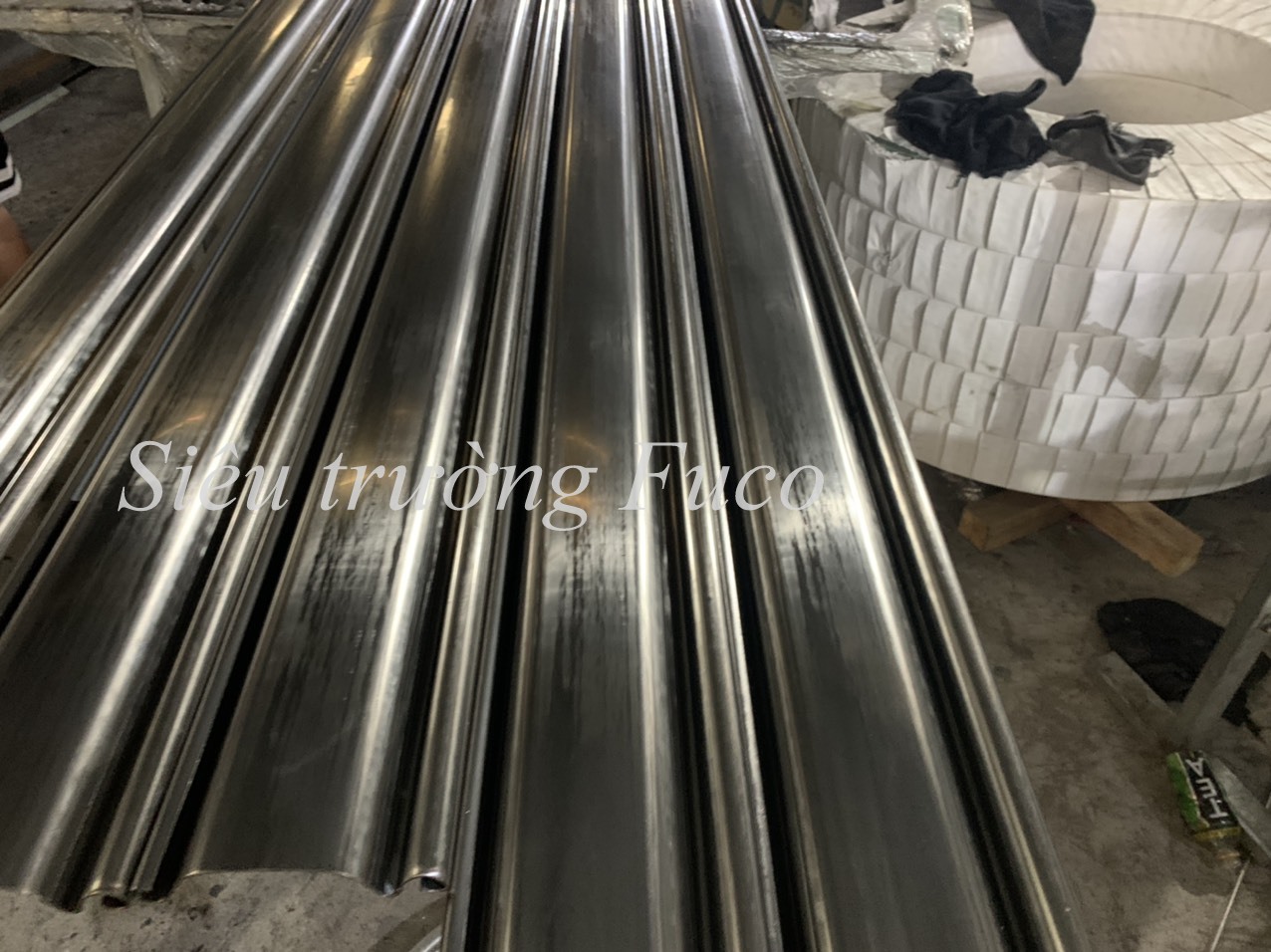 Cửa cuốn siêu trường inox, cửa cuốn siêu trường inox tại Ninh Bình