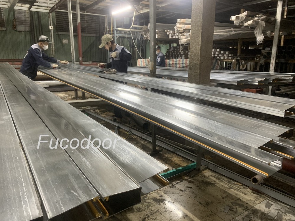 Cửa cuốn nhà công nghiệp tại Hưng Yên