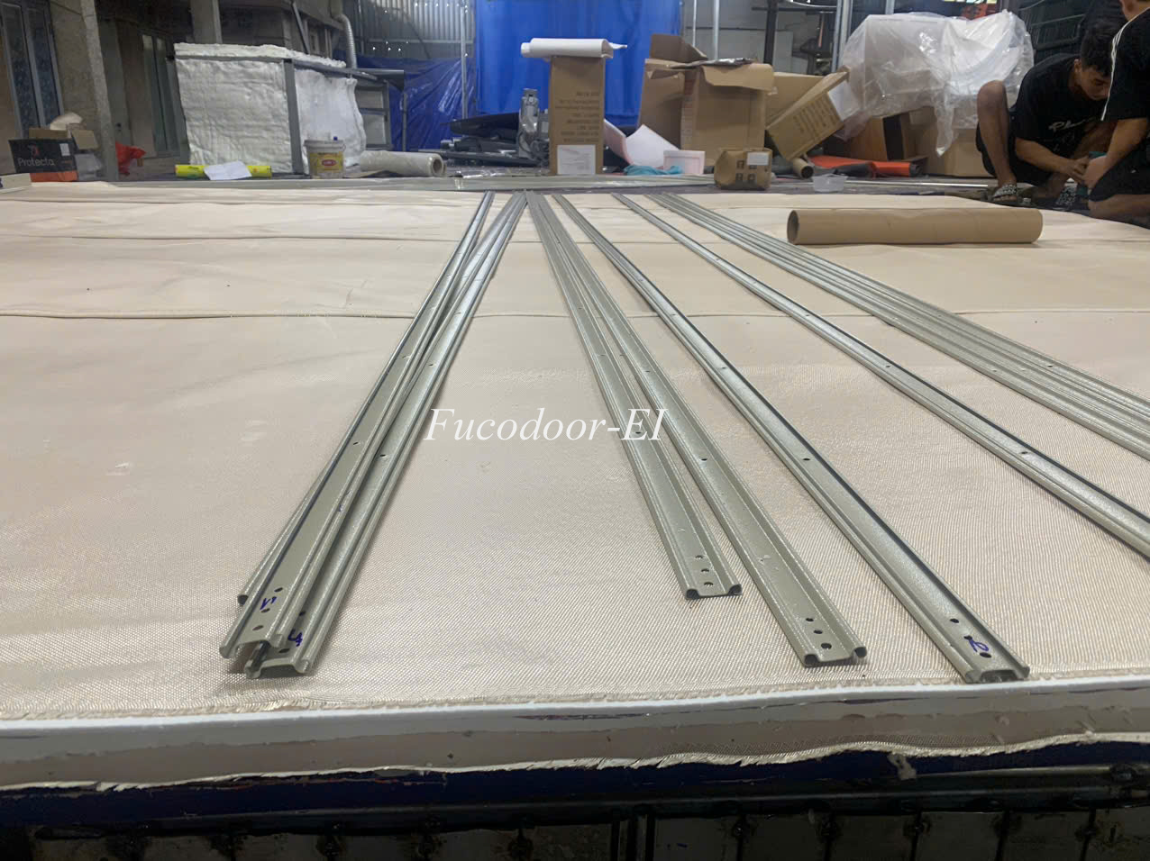 Giá cửa cuốn, ngăn cháy, chống cháy EI tại Bình Dương, chống cháy cách nhiệt EI15, cửa cuốn ngăn cháy  EI30, cửa cuốn ngăn cháy, chống cháy cách nhiệt EI45, cửa cuốn ngăn cháy, chống cháy cách nhiệt EI60, cửa cuốn ngăn cháy EI70