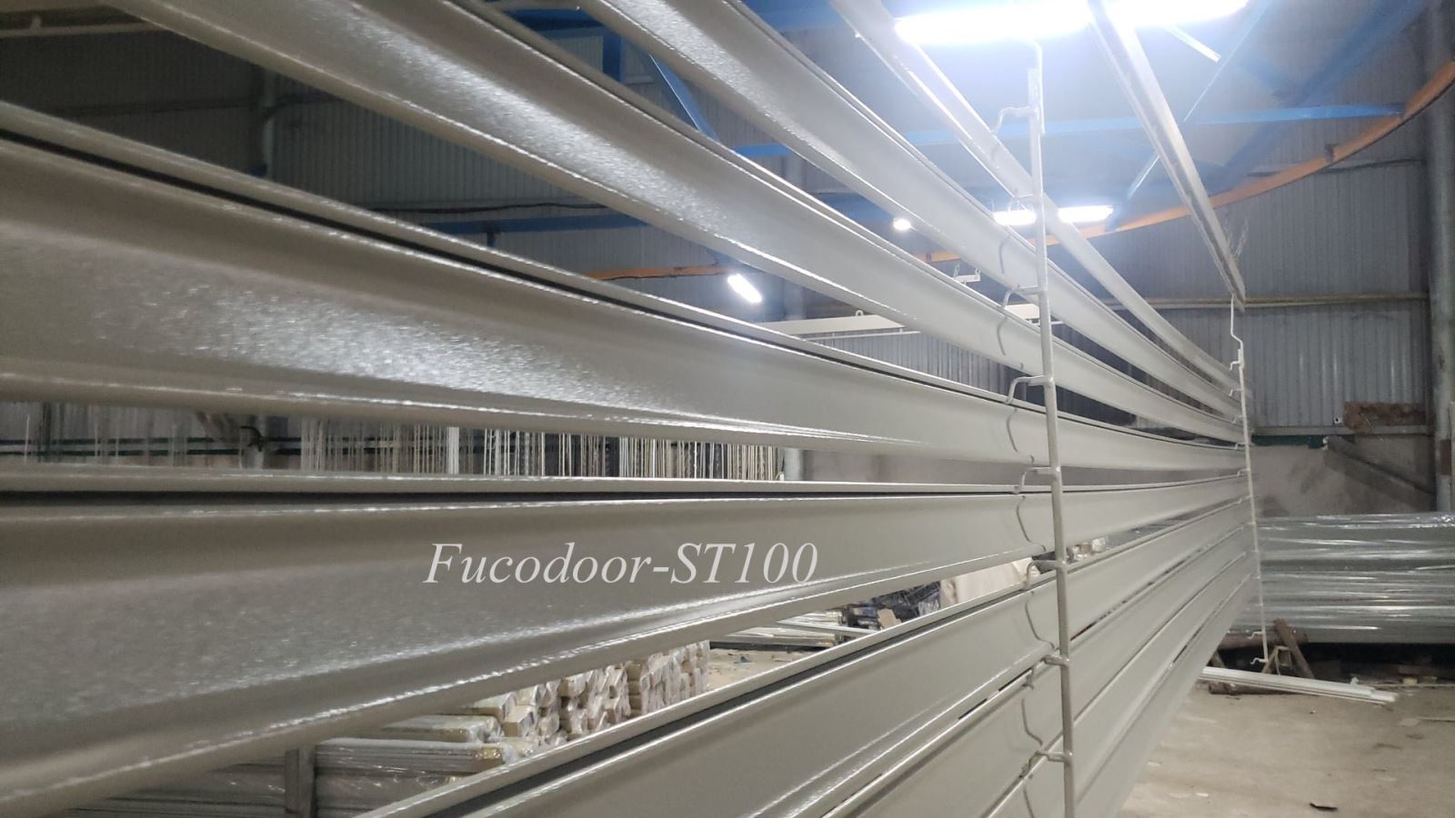 Cửa cuốn siêu trường tại Quảng Trị
