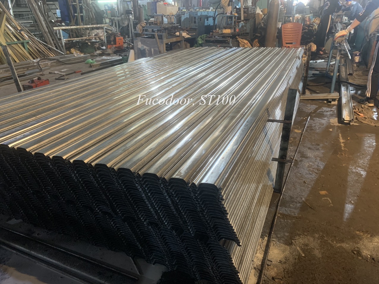 Cửa cuốn siêu trường nhà xưởng tại Ninh Thuận