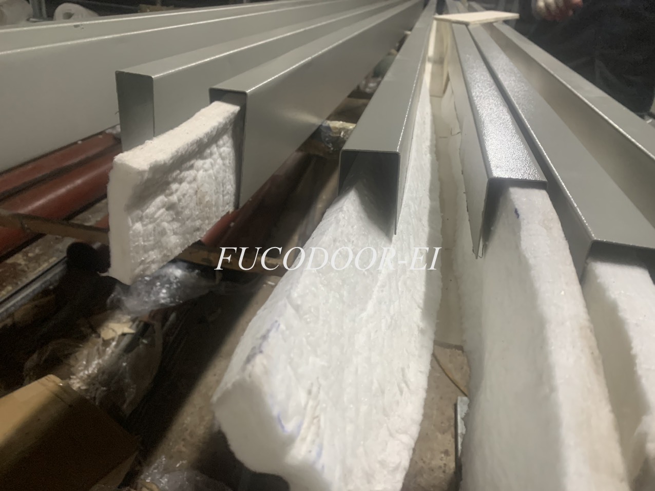 Cửa cuốn chống cháy EI60, cửa cuốn ngăn cháy cách nhiệt EI70, cửa cuốn cách nhiệt EI