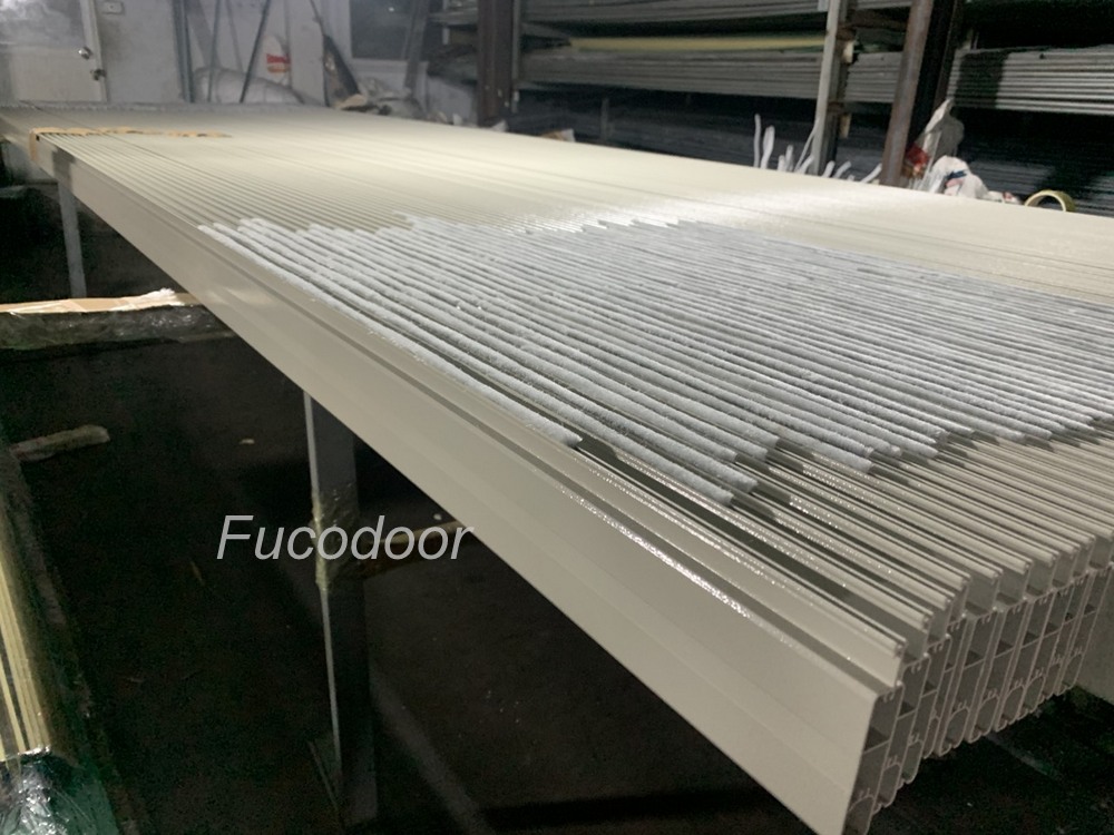 Cửa cuốn Đức Fucodoor F60 tùy chọn, không đột lỗ thoáng