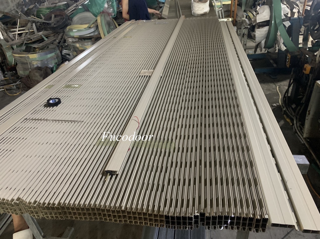Cửa cuốn nhôm khe thoáng motor tại Quảng Nam, Đà Nẵng