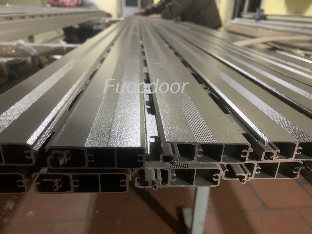 Cửa cuốn nhôm khe thoáng motor tại Thanh Hóa