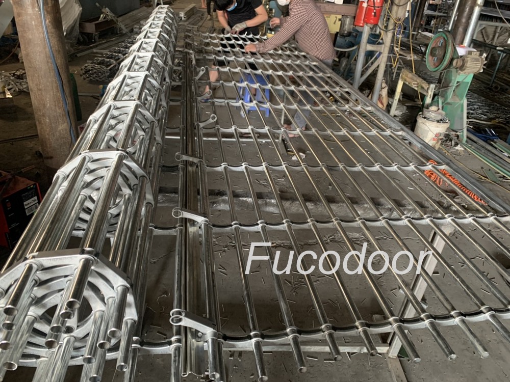 cửa cuốn khớp thoáng phi 19 TẠI QUẢNG NINH