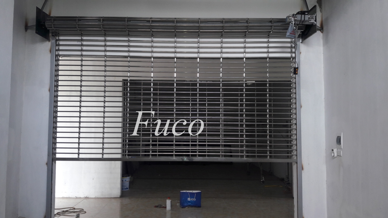 Cửa cuốn song ngang ống tròn 19 và phi 21, INOX 201 và INOX 304