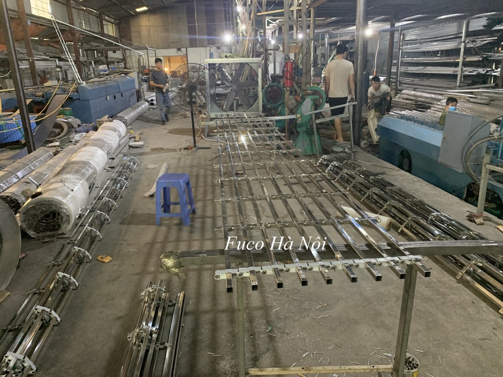 Cửa cuốn song ngang hộp 20x20, INOX 201 và INOX 304