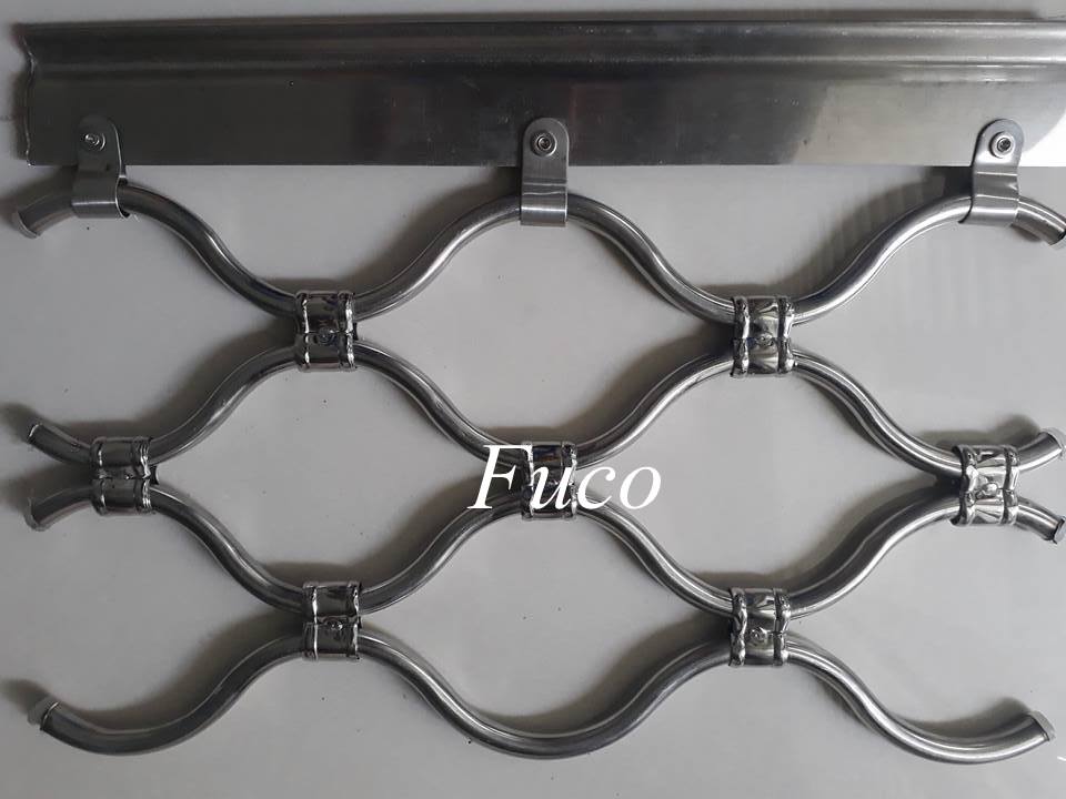 Cửa cuốn mắt võng INOX tại Hải Phòng