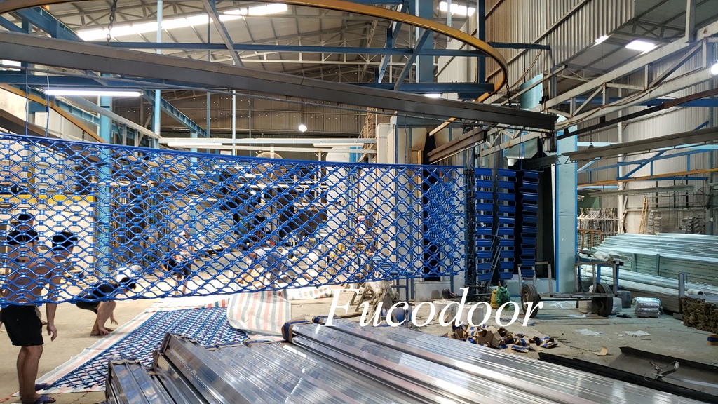 Giá Cửa cuốn Mắt Võng tại  Hải Dương
