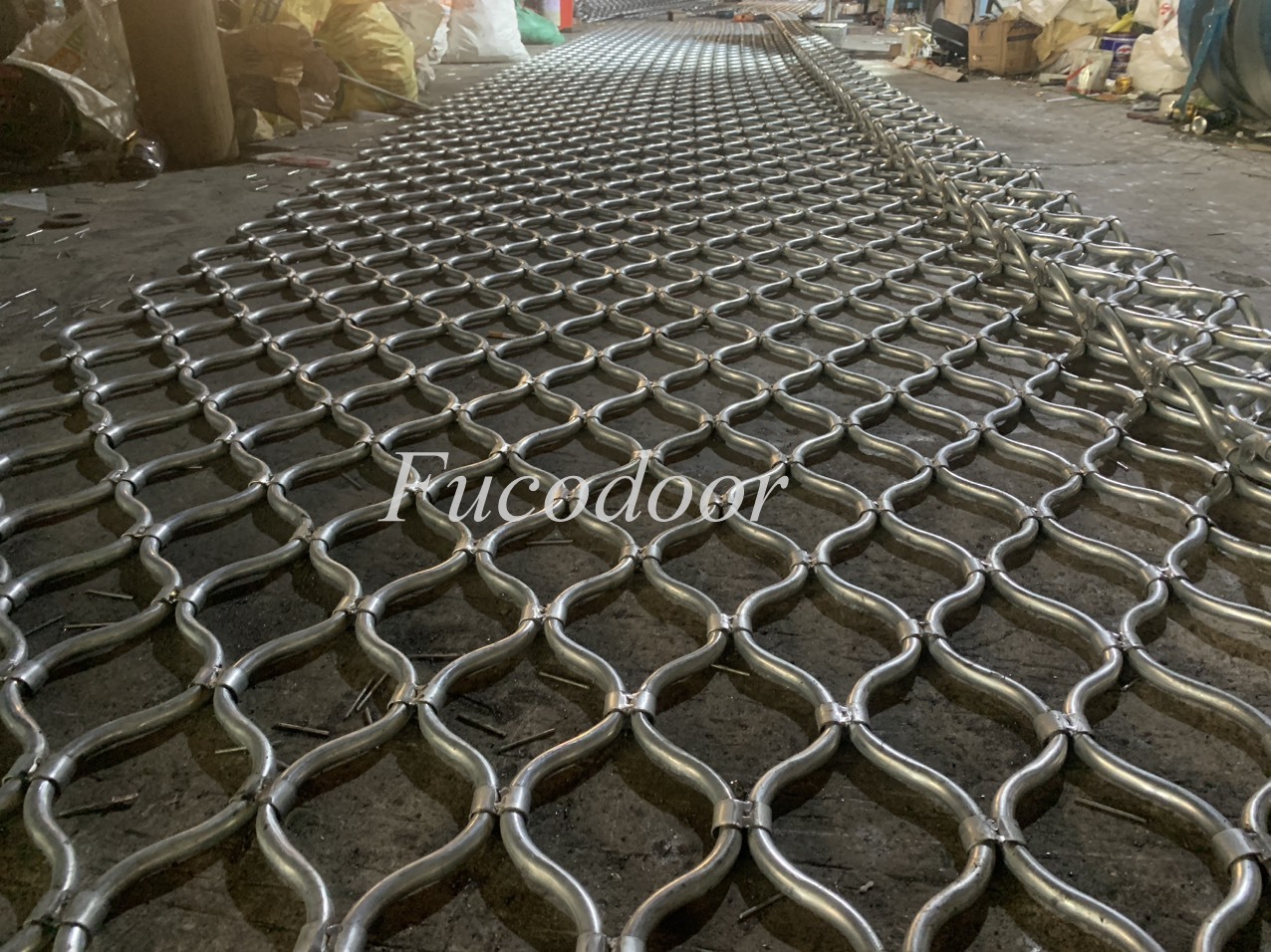 Báo giá cửa cuốn Mắt Võng, Cửa cuốn mắc võng 
