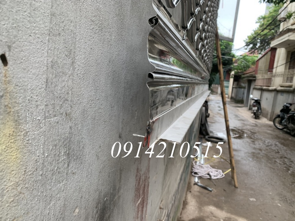 Cửa cuốn siêu trường inox 0.8ly