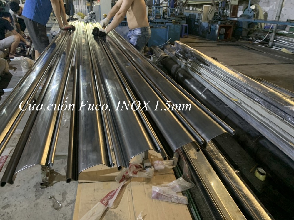 Cửa cuốn siêu trường inox