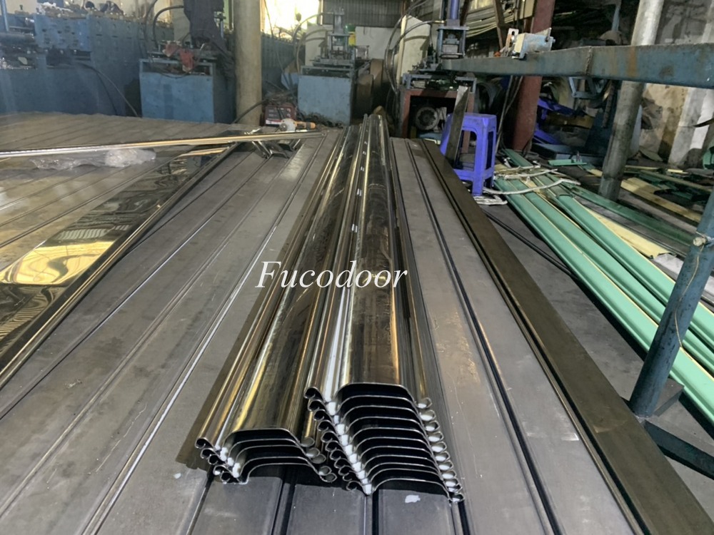 Cửa cuốn siêu trường INOX độ dầy 0.8ly
