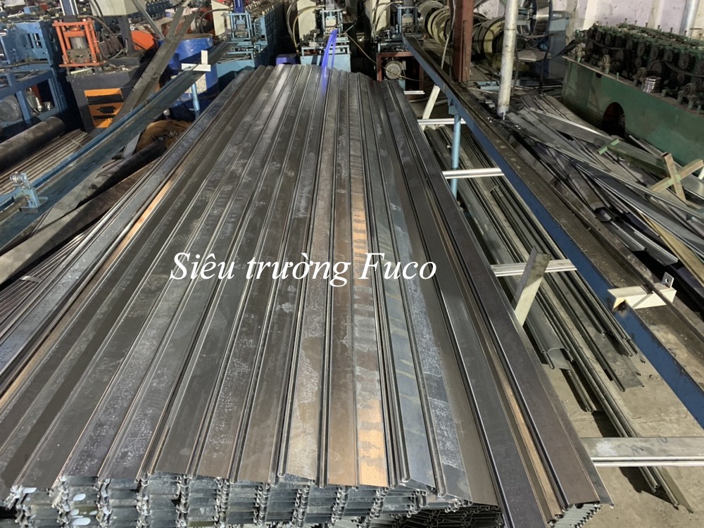 Cửa cuốn siêu trường ST85