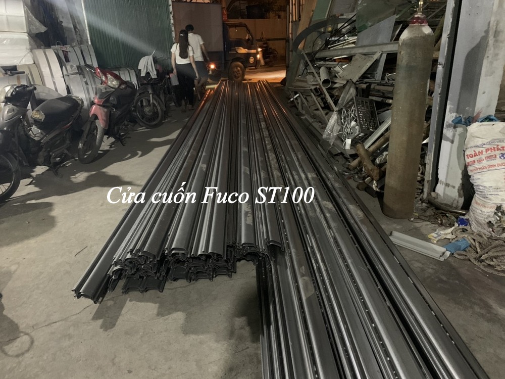 Cửa cuốn siêu trường, Cửa cuốn siêu trường ST100