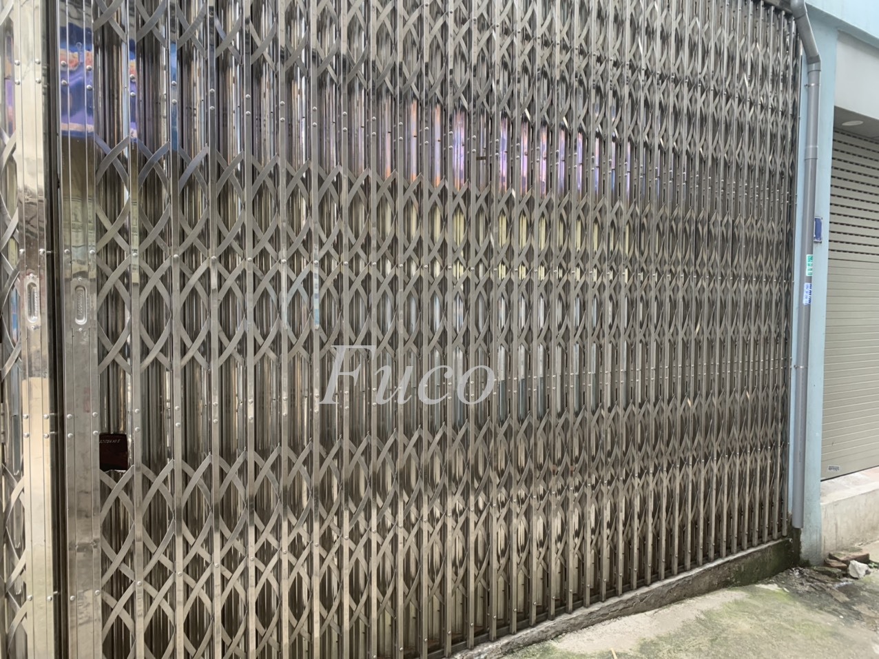 Cửa xếp inox 304 cao cấp nhất tại Hải Dương