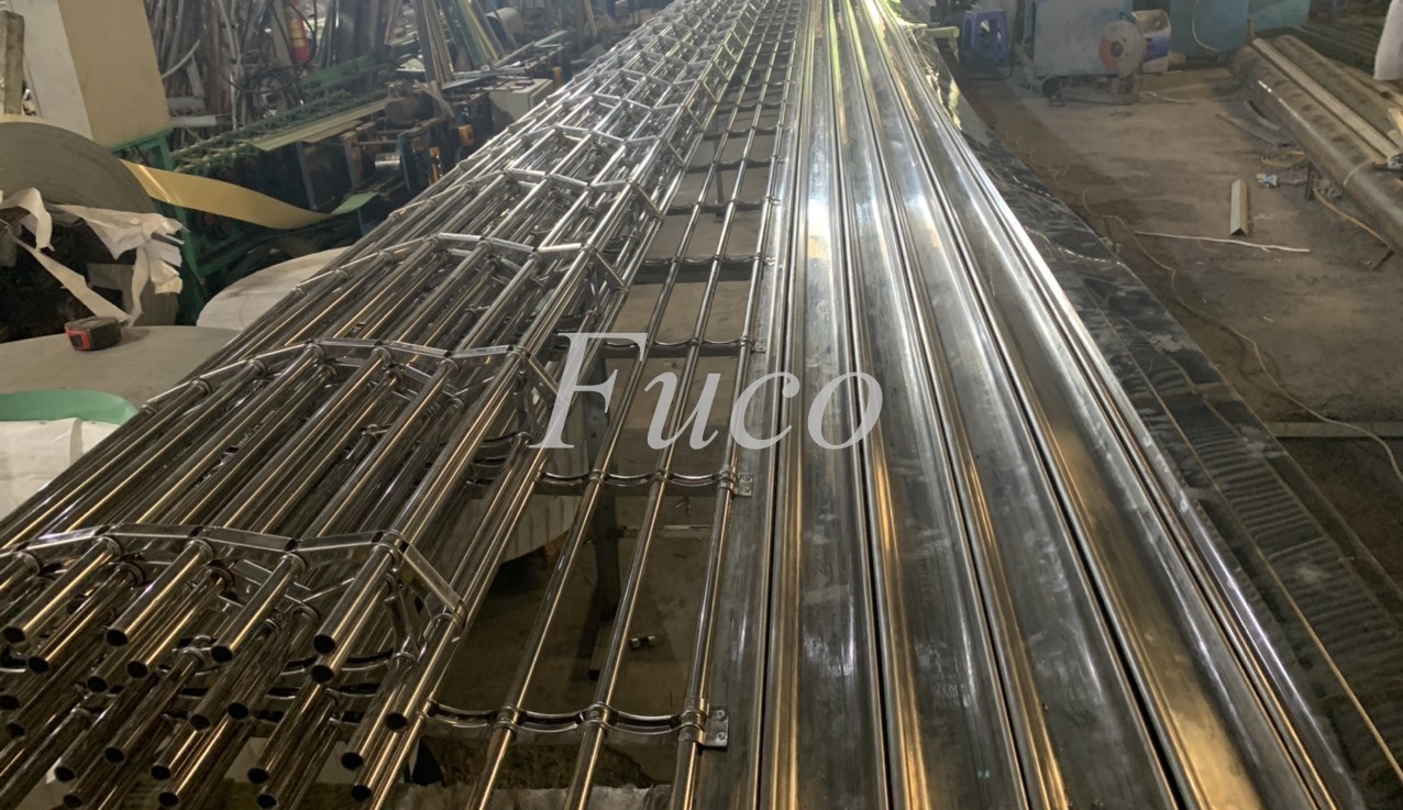 Cửa cuốn lưới song ngang inox vuông, cửa cuốn khớp thoáng 20x20, cửa cuốn khớp thoáng phi 19 tại Đà Nẵng